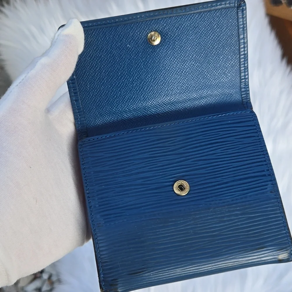 Louis Vuitton Vintage Blue Epileather Elise Women's Trifold Wallet